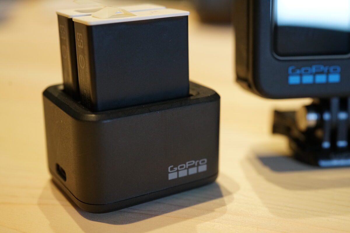 GoProを購入したら合わせて購入したいデュアルバッテリーチャージャー